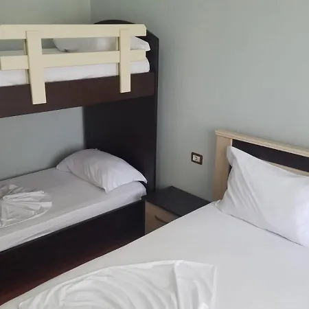 Отель Kristal Шенджин