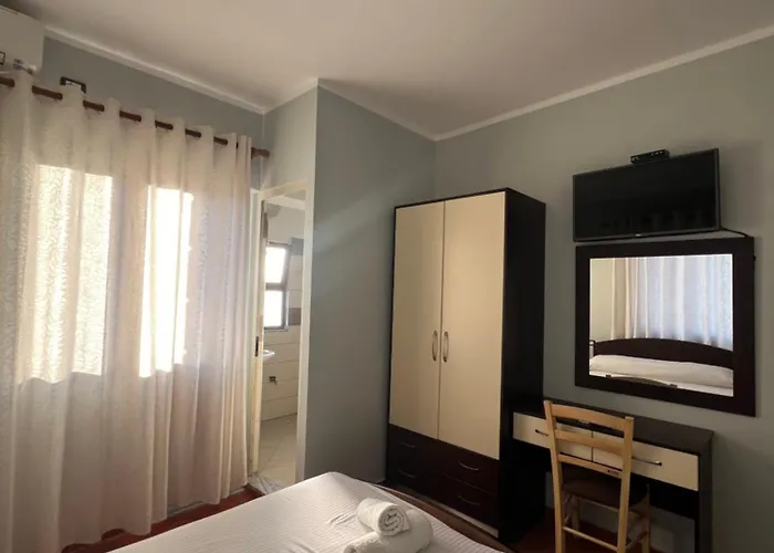 Kristal Hotel 3*